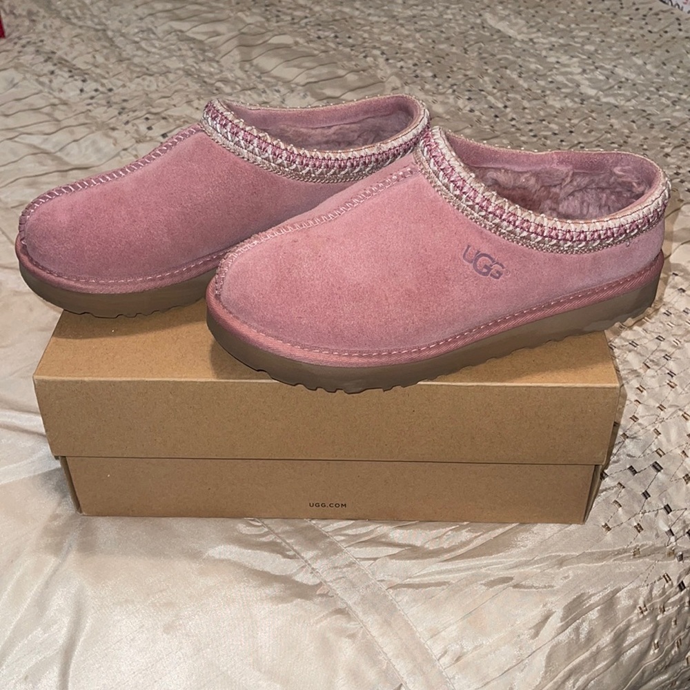 UGG Tasman slipper
